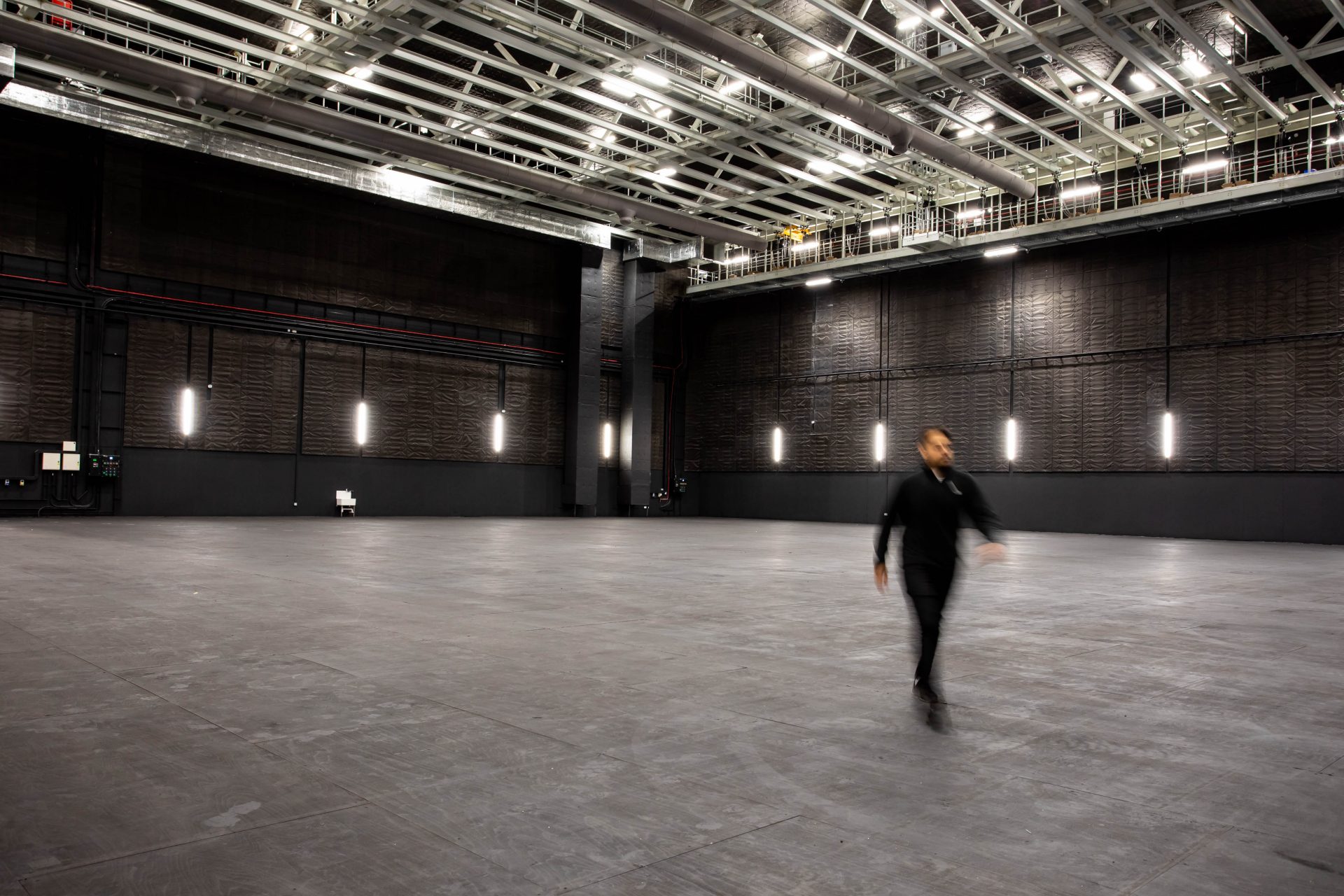 Elstree Studios SS Platinum Stage 3 Picture 002