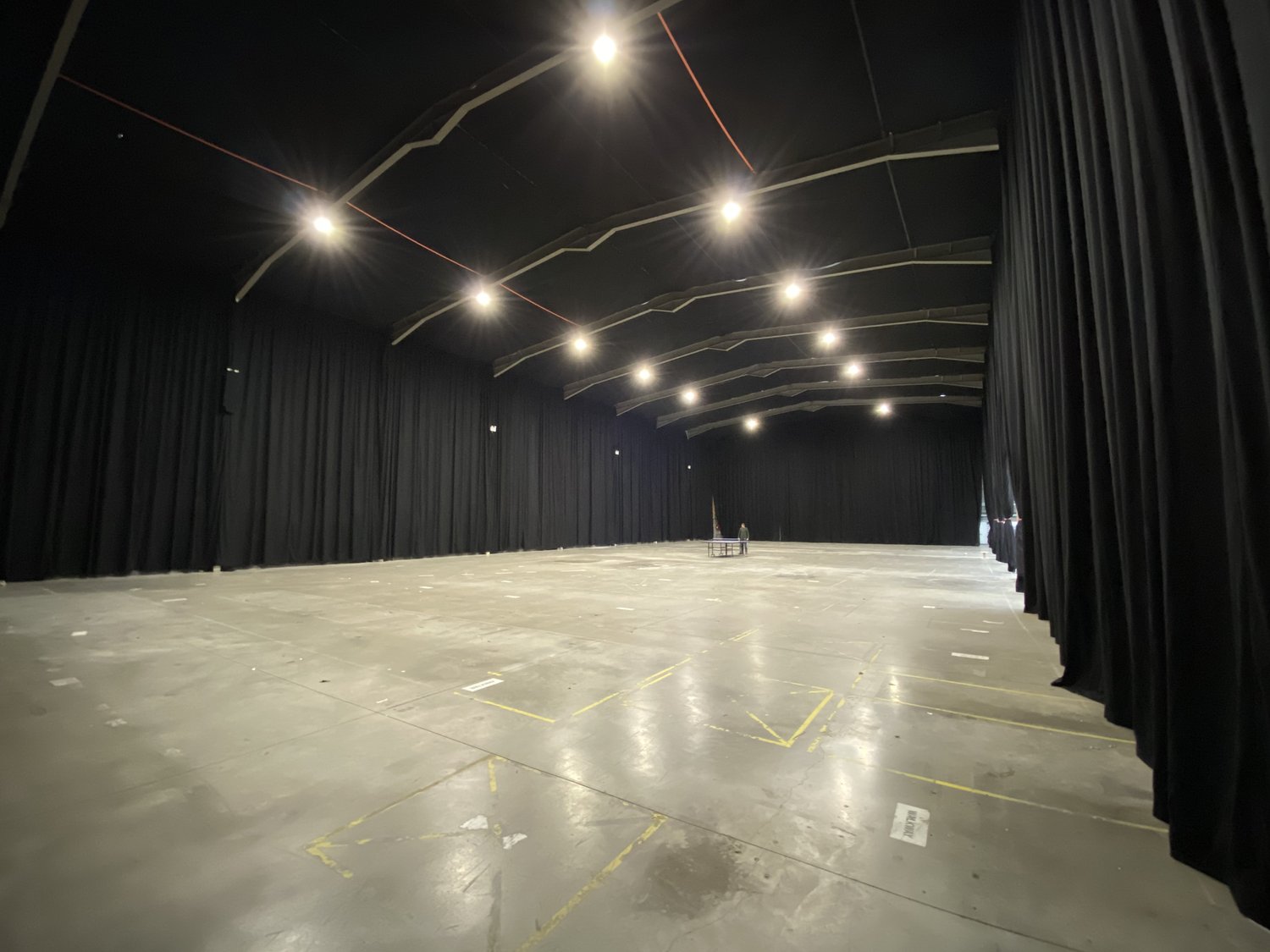 Font Hill Studios SS The Stage Picture 001