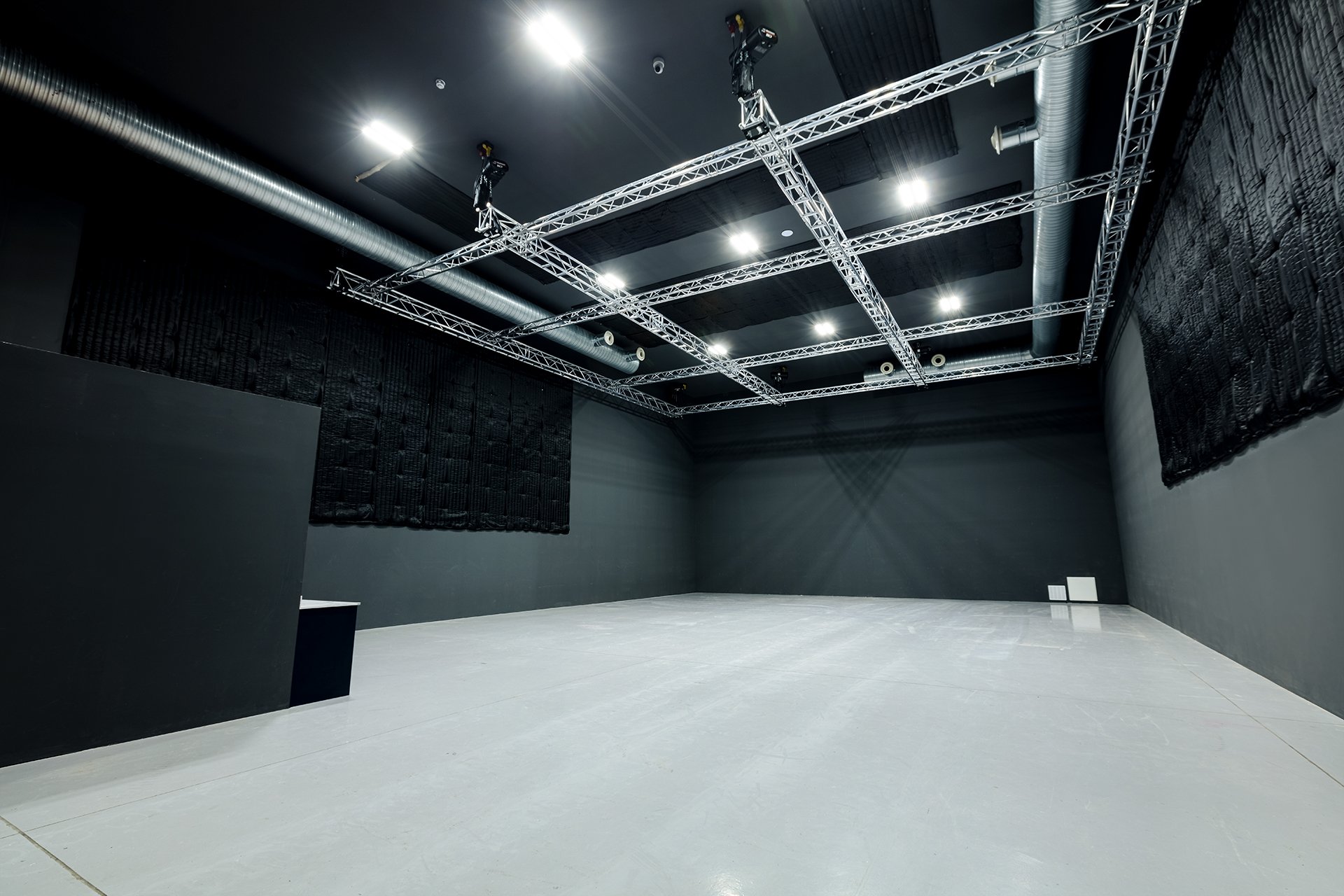 RD Studios SS 5 Picture 001