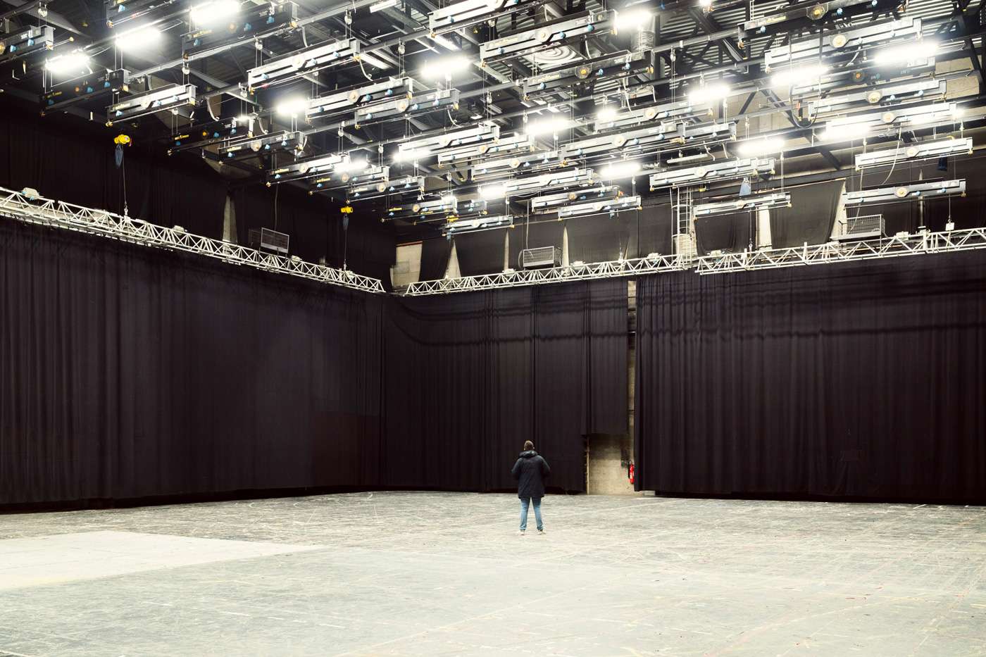 Les Studios de la Montjoie SS Plateau 900 Picture1