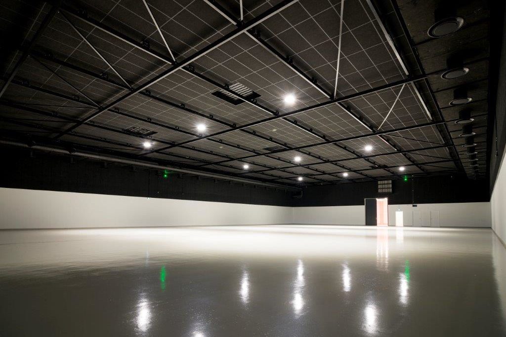 V Studios SS A-B Picture 1