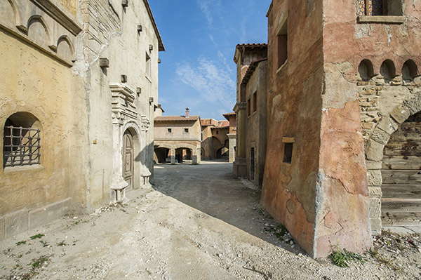 Korda Studios SA Renaissance Town Picture 00008