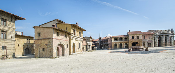 Korda Studios SA Renaissance Town Picture 00017