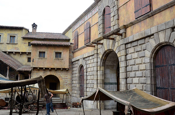 Korda Studios SA Renaissance Town Picture 00036