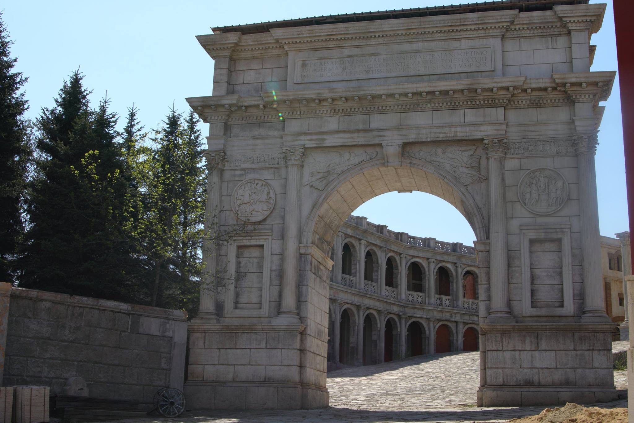 Roman City00009