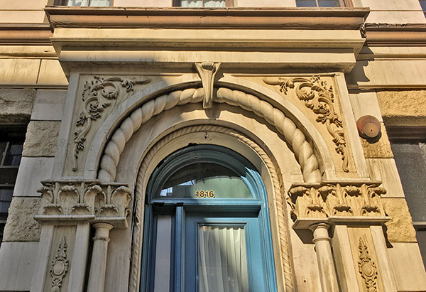 The Studios at Paramount SA Lower East Side Set Picture 3
