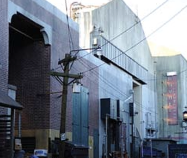 The Studios at Paramount SA The Alley Picture 4