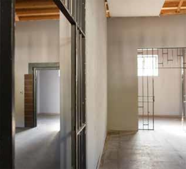 Bavaria Studios SA Gefaegnis Jail Picture 002