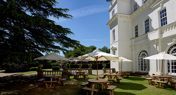 Pinewood Studios SA Heatherden Hall Exterior & Formal Gardens Picture 1