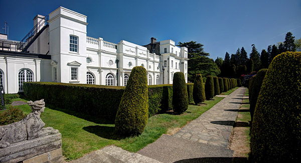 Pinewood Studios SA Heatherden Hall Exterior & Formal Gardens Picture 7