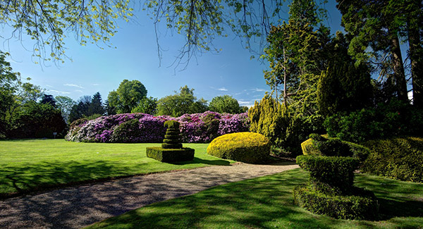 Pinewood Studios SA Heatherden Hall Exterior & Formal Gardens Picture 15