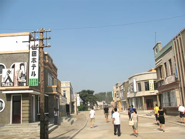 Pyongyang Film Studio SA Japanese Town Picture 4