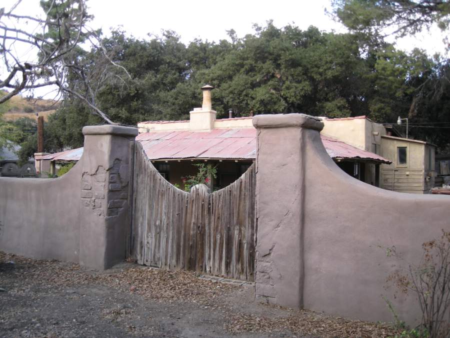 Melody Ranch Motion Picture Studio SA Adobe Village : Mexican Mission Picture 10