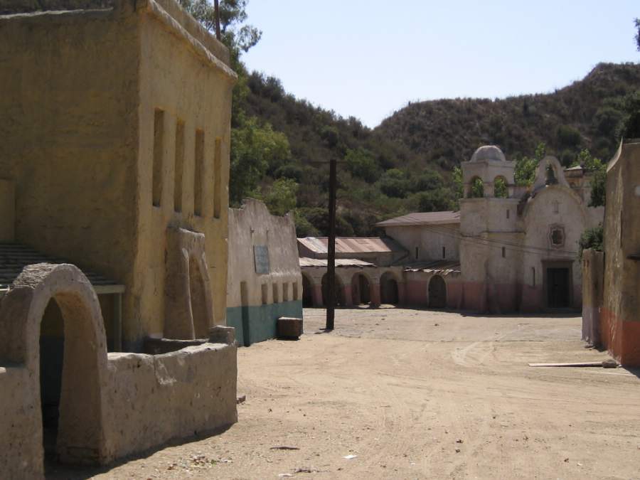 Melody Ranch SA Mexican : Spanish : European : Middle Eastern City Picture 14