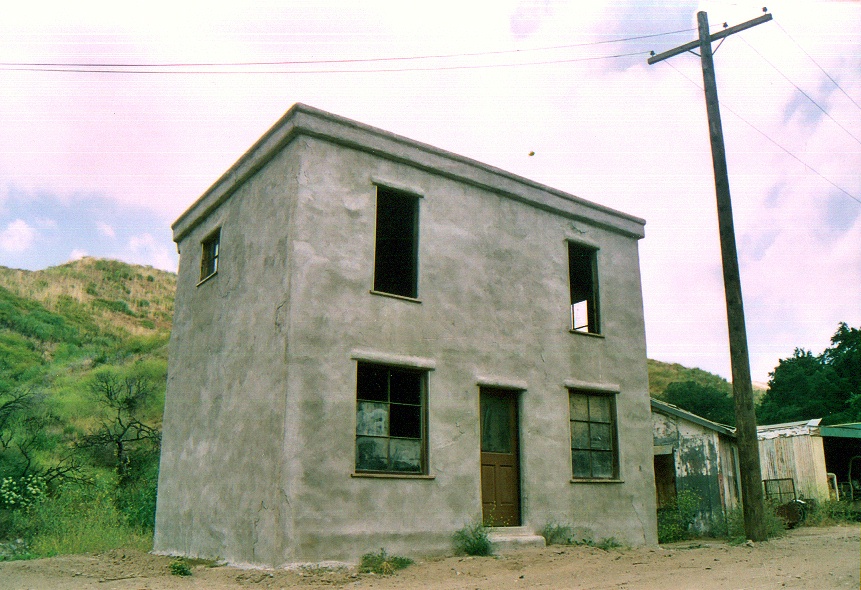 Melody Ranch SA Mid American Main Street : Lonely Gas Station Picture 5