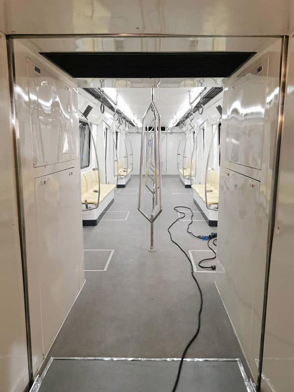 The Studio Park SA Subway : Train Picture 1
