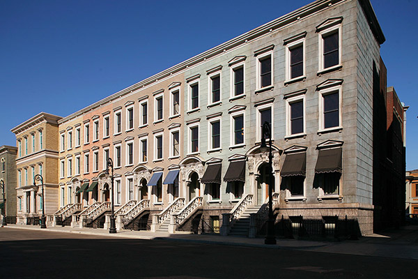 Universal Studios Lot SA Brownstone Street Picture 6