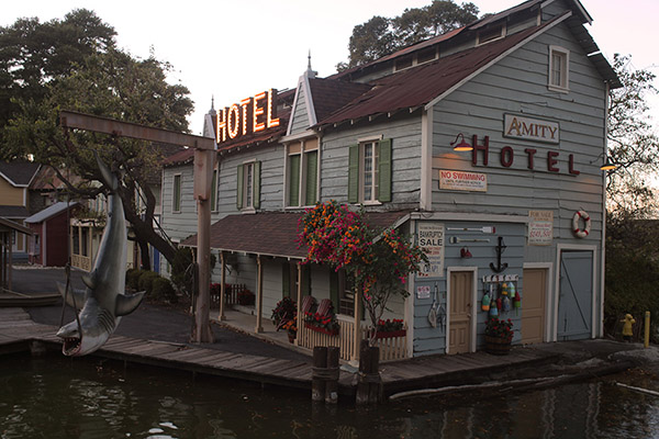Universal Studios Lot SA Jaws Lake Picture 6
