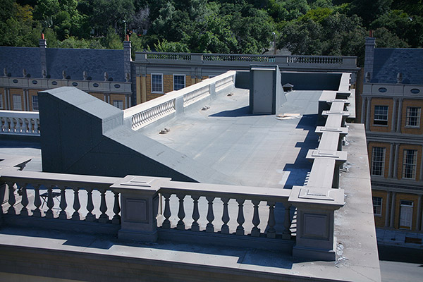 Universal Studios Lot SA Rooftops Picture 10