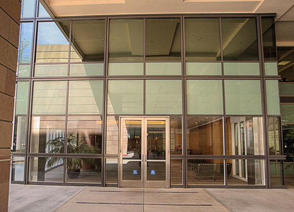 Warner Bros. Studios SA Bridge Building Picture 2