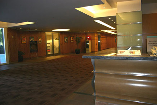 Warner Bros. Studios SA Bridge Building Picture 6