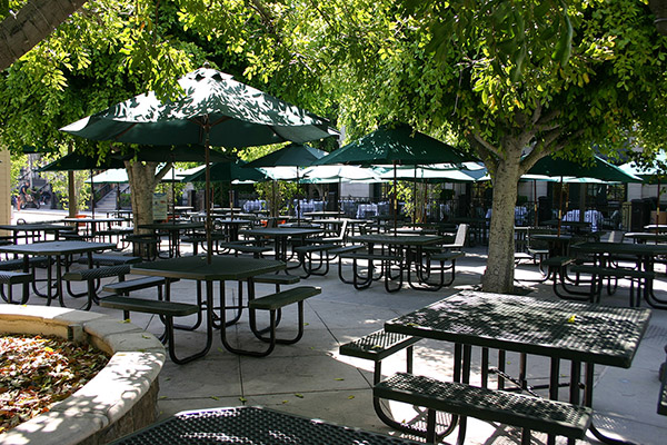 Warner Bros. Studios SA Commissary Park Picture 5