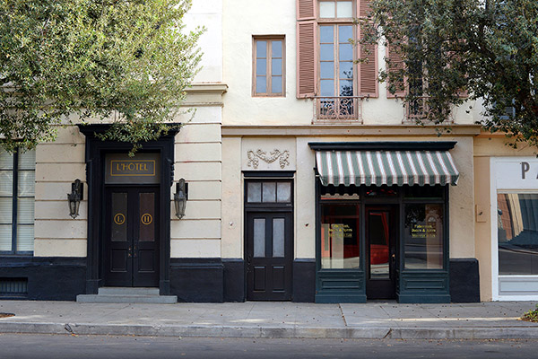 Warner Bros. Studios SA French St Picture 6