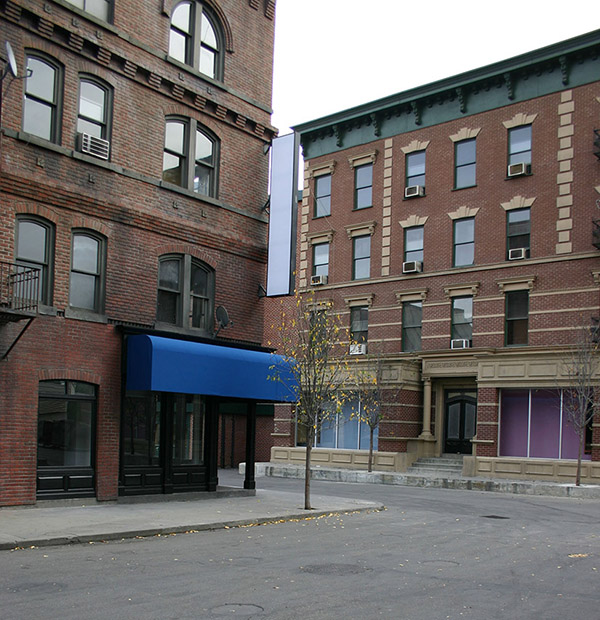 Warner Bros. Studios SA Hennesey St Picture 15