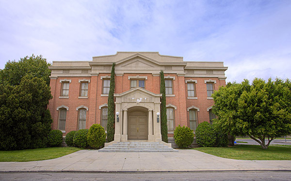 Warner Bros. Studios SA Midwest Business & Residential St Picture 10