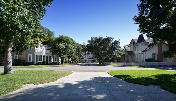 Warner Bros. Studios SA Midwest Business & Residential St Picture 13