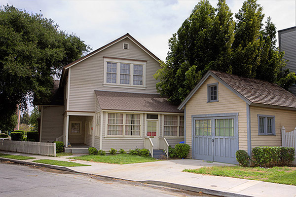 Warner Bros. Studios SA Midwest Business & Residential St Picture 22