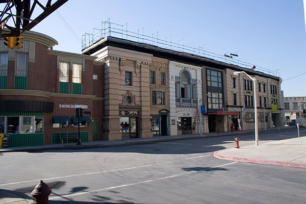 Warner Bros. Studios SA New York St Picture 5