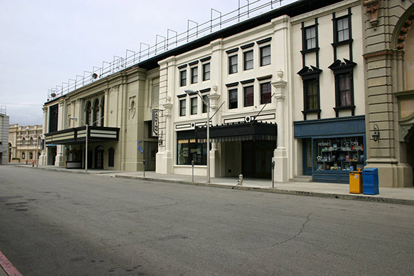 Warner Bros. Studios SA New York St Picture 7