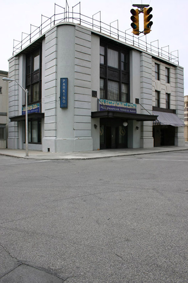 Warner Bros. Studios SA New York St Picture 12