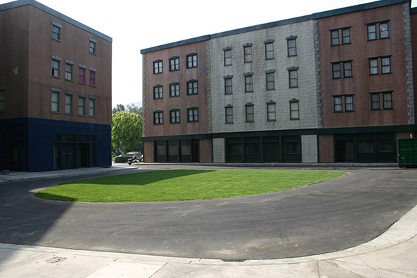 Warner Bros. Studios SA Park Place Picture 5