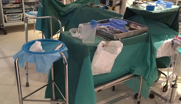 West London Film Studios SA Operating Theatre Set Picture 6