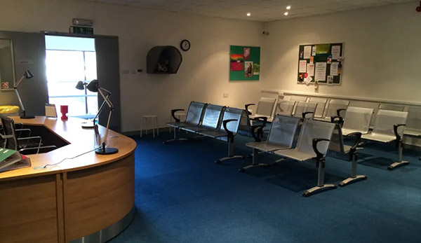West London Film Studios SA Outpatients Reception : Waiting Area Picture 3