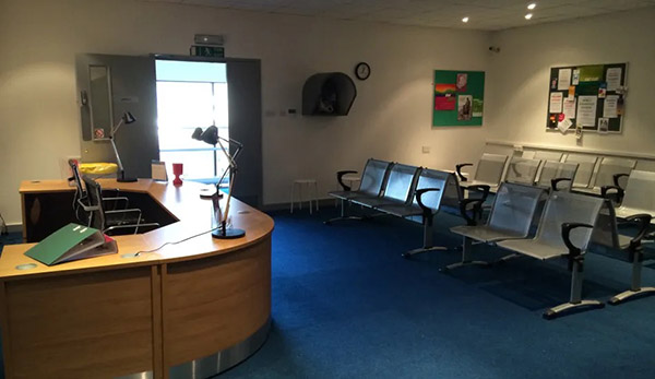 West London Film Studios SA Outpatients Reception : Waiting Area Picture 4