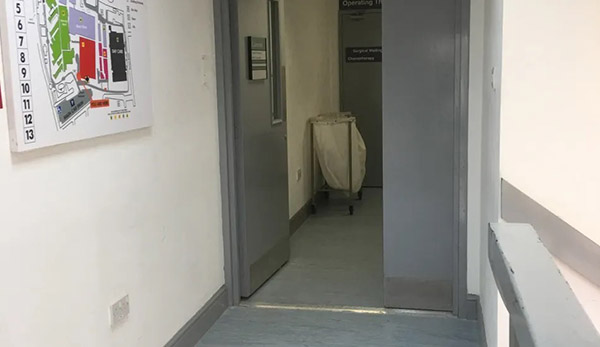 West London Film Studios SA Outpatients Reception : Waiting Area Picture 17