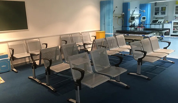 West London Film Studios SA Outpatients Reception : Waiting Area Picture 20