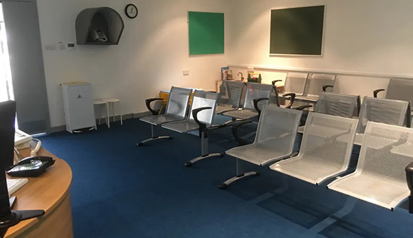 West London Film Studios SA Outpatients Reception : Waiting Area Picture 23