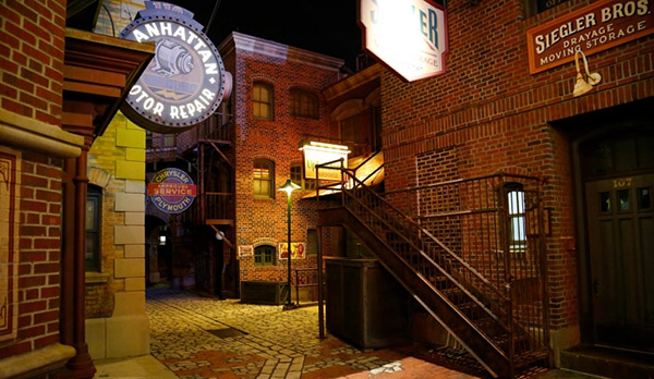 Universal Studios Florida SA Alleys Picture 4