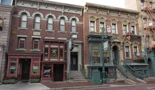 Universal Studios Florida SA Delancey Street Store Fronts & Flats Picture 2