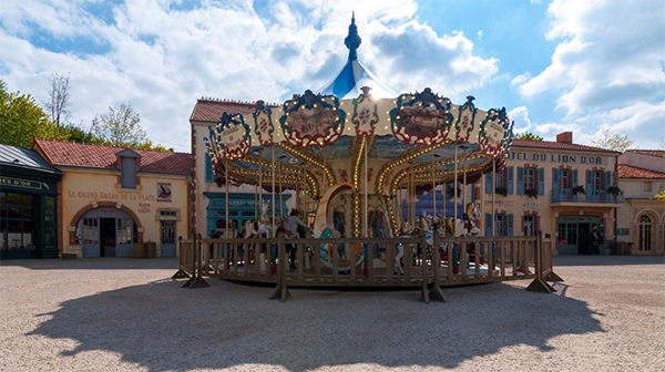 Puy Du Fou Studio SA Bourg de la Belle Epoque Picture 00005