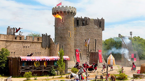Puy Du Fou Studio SA Chateau exterieur Picture 00002