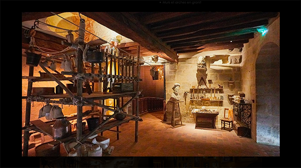 Puy Du Fou Studio SA Chateau interieur Picture 00005