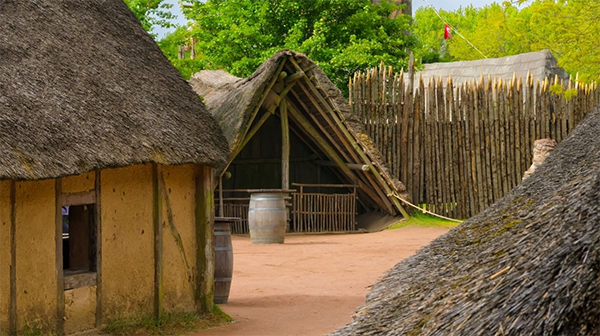 Puy Du Fou Studio SA Hameau Médévial Picture 00006