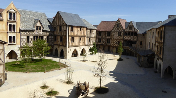 Puy Du Fou Studio SA Village Médivial Picture 00002