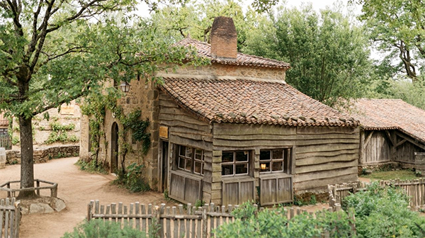 Puy Du Fou Studio SA Village XVIIIème Picture 00003