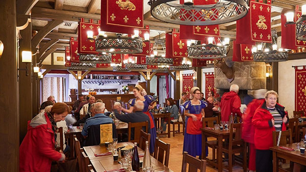 Puy Du Fou Studio SA Renaissance Tavern Picture 3